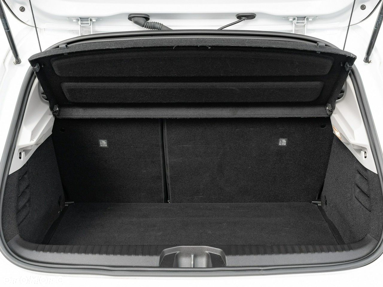 Renault Clio 1.0 TCe Equilibre - 27