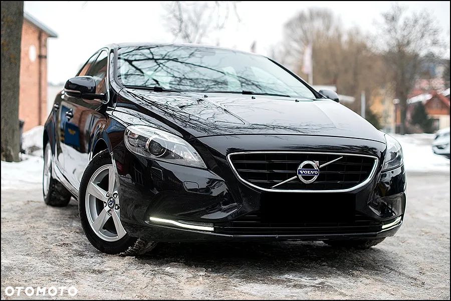 Volvo V40 D2 Summum - 2