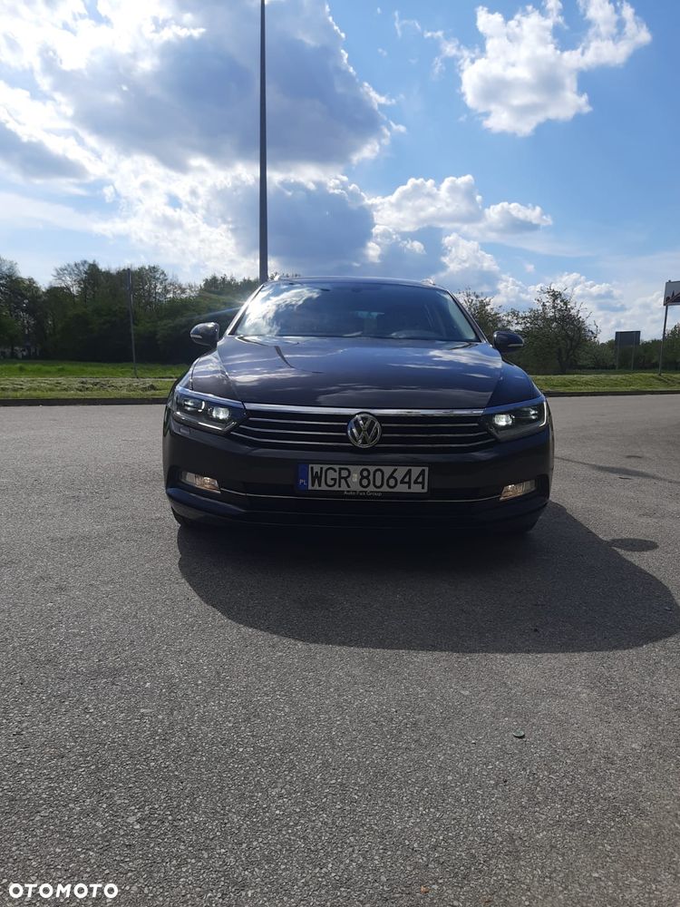 Volkswagen Passat Variant 1.6 TDI (BlueMotion Technology) DSG Comfortline - 11