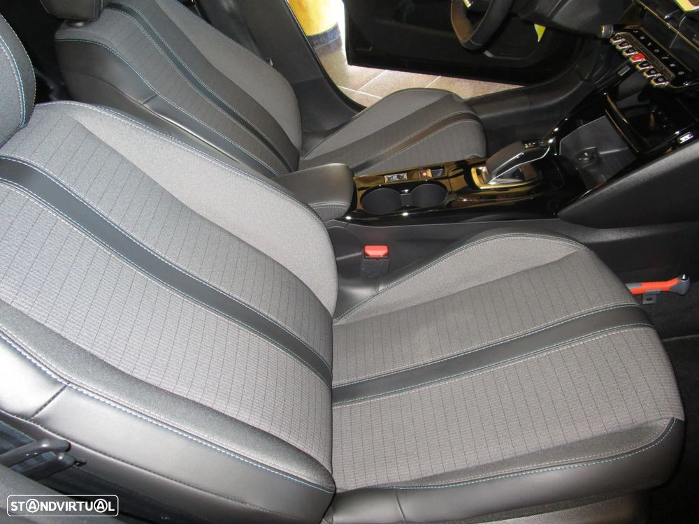 Peugeot e-208 50 kWh Allure Pack - 24