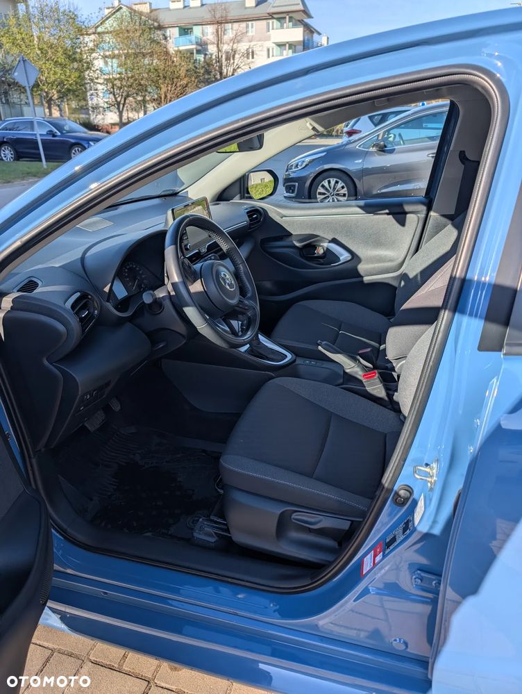 Toyota Yaris 1.5 Comfort CVT - 12