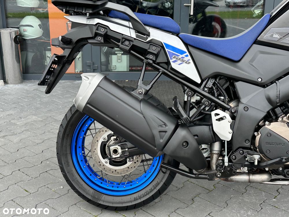 Suzuki V-STROM - 6