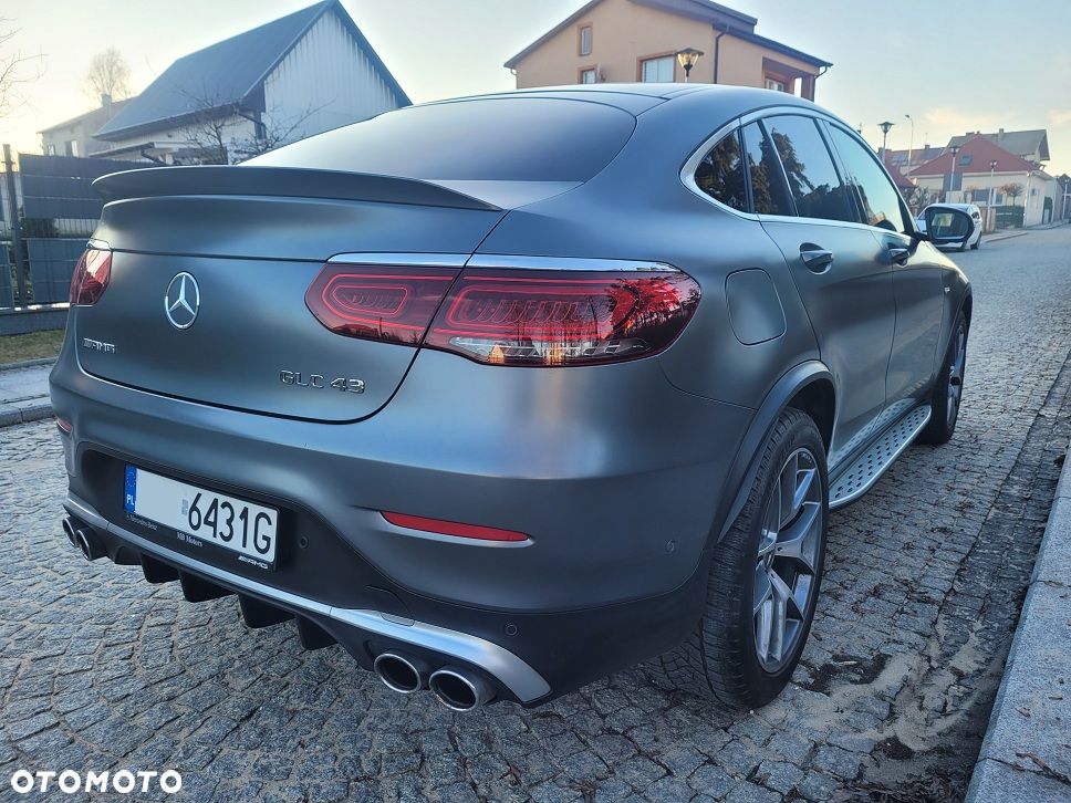 Mercedes-Benz GLC - 4