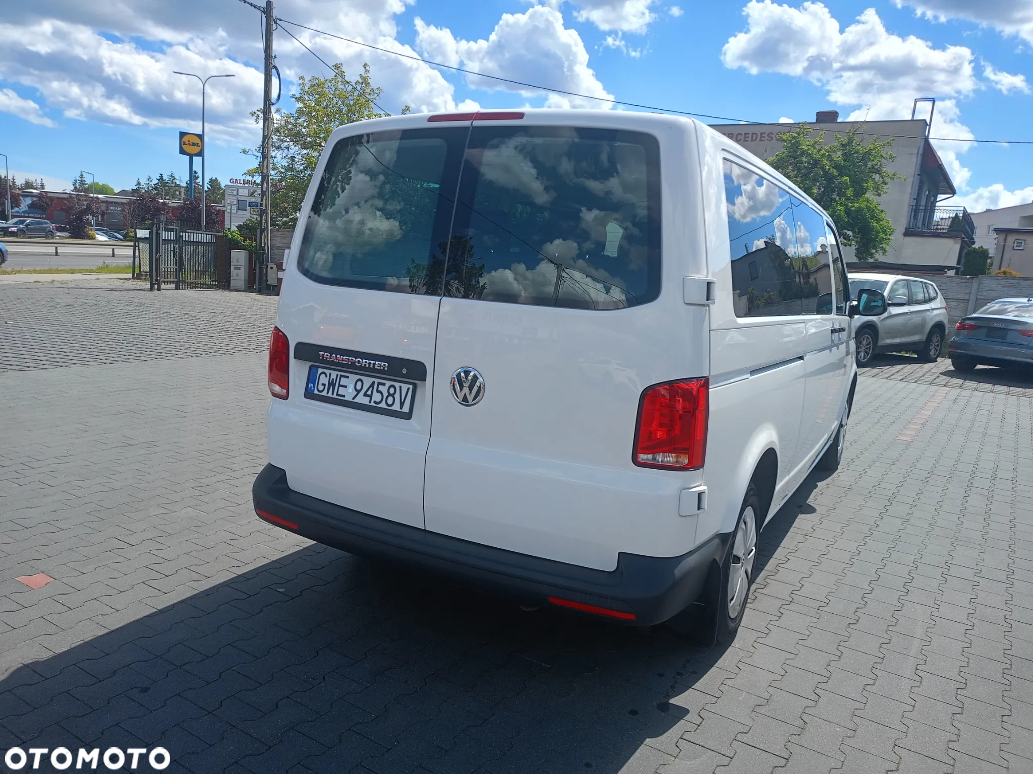 Volkswagen Transporter - 13