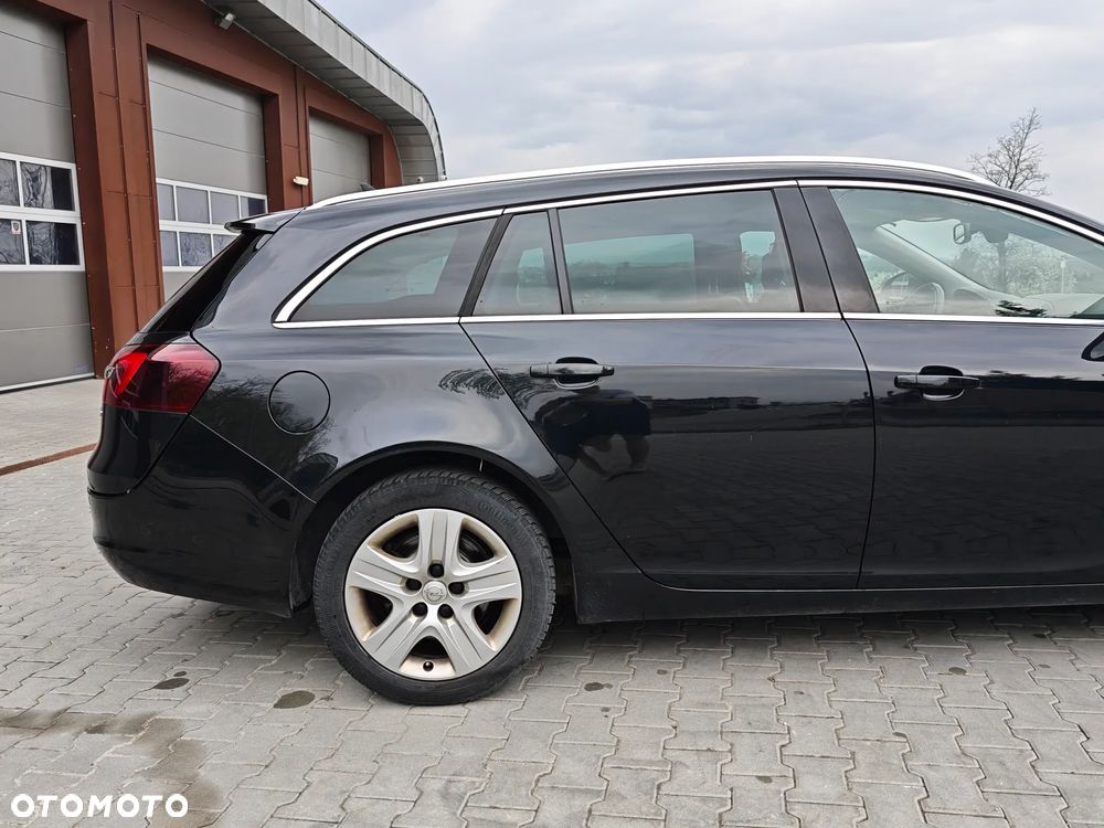 Opel Insignia 1.6 SIDI Turbo Touer Innovation - 14