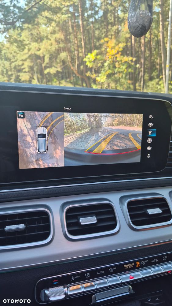 Mercedes-Benz GLE 300 d 4-Matic - 24