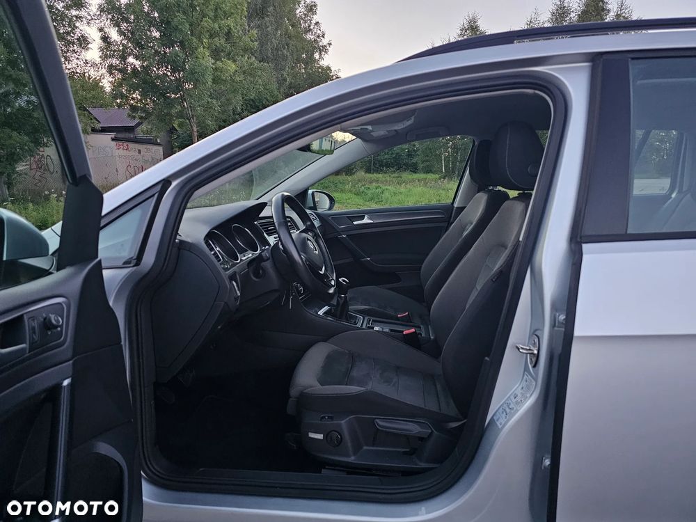 Volkswagen Golf 1.6 TDI BMT Highline - 9