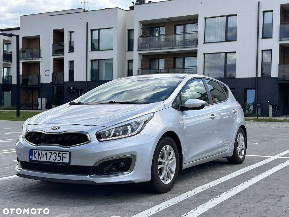 Kia Ceed - 1