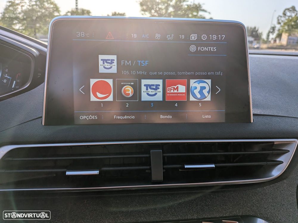 Peugeot 3008 1.2 PureTech Allure - 22