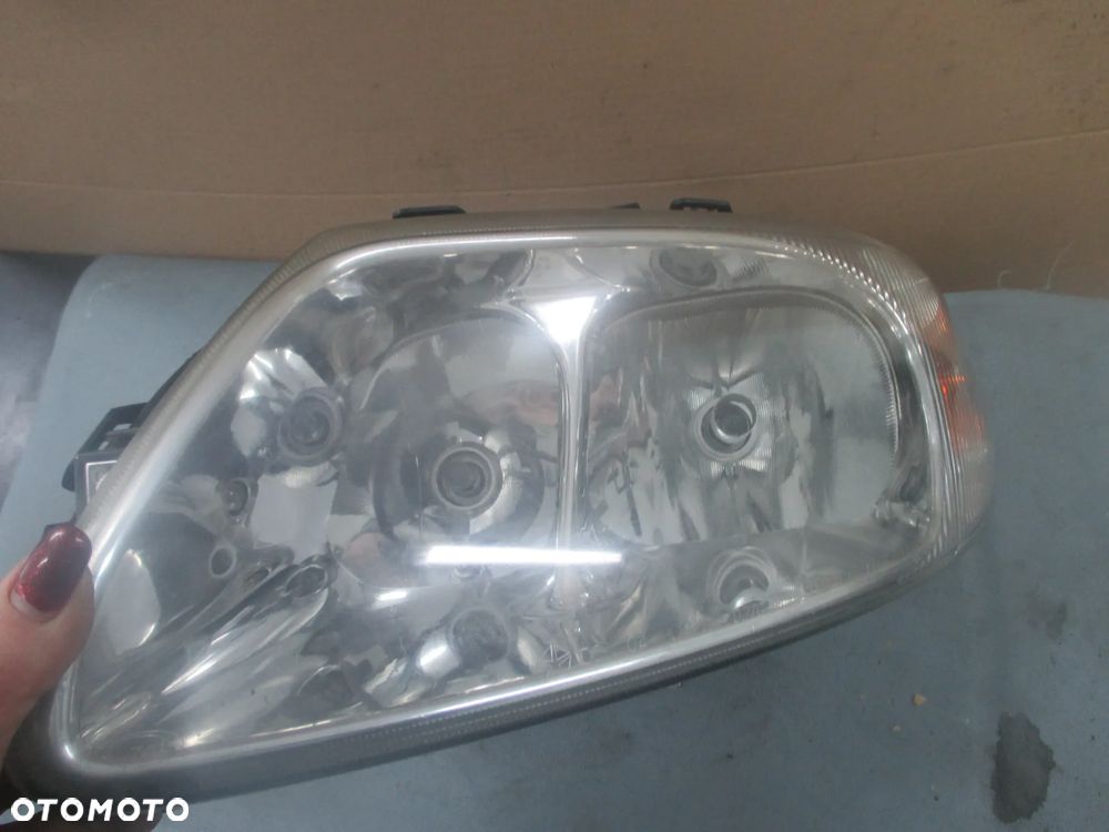 lampa lewa Chrysler Voyager ZKW Europa - 5