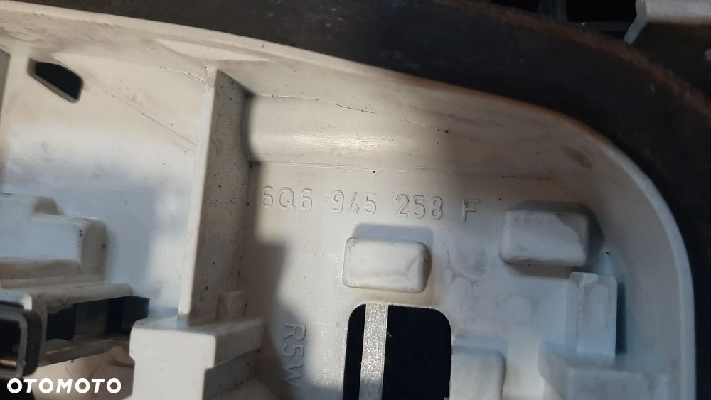 Lampa VW POLO  IV  9N  LIFT prawa lewa 07r - 5