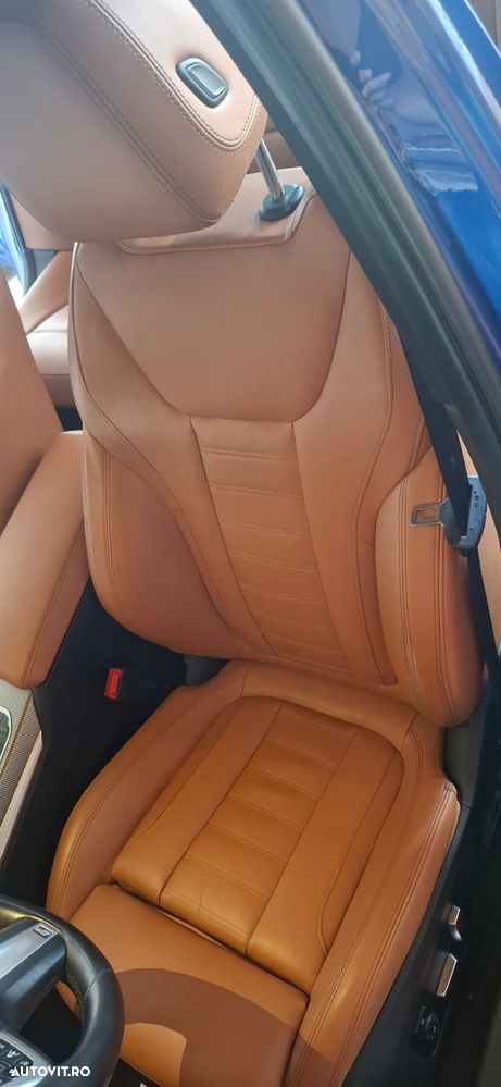 BMW Seria 3 320d xDrive AT M Sport - 9