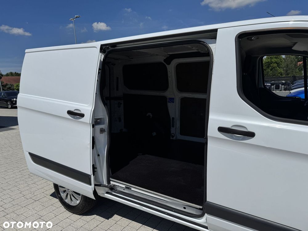 Ford Transit Custom - 15