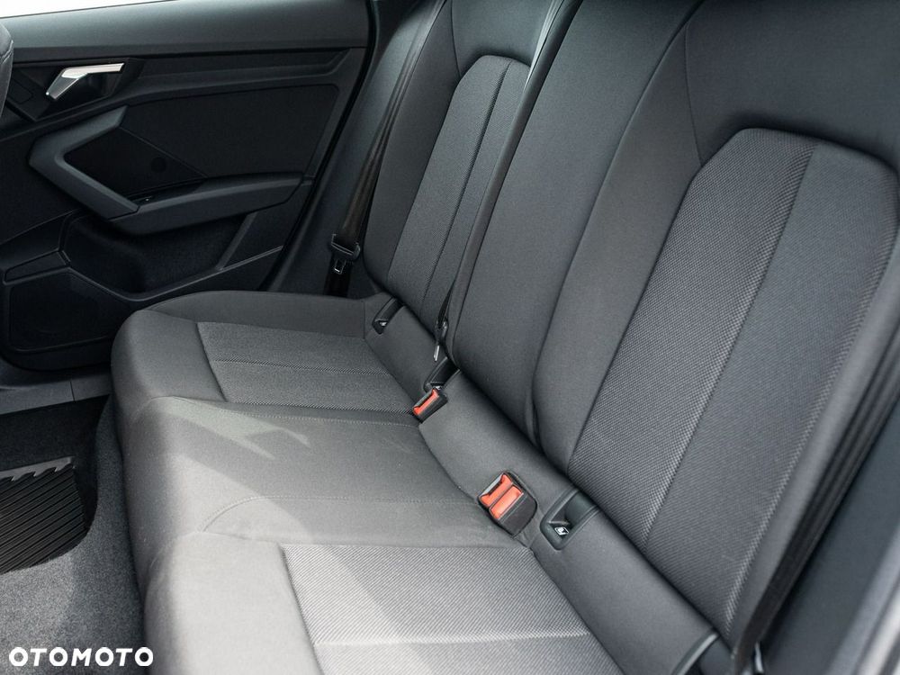 Audi A3 Sportback 30 TDI S tronic - 23