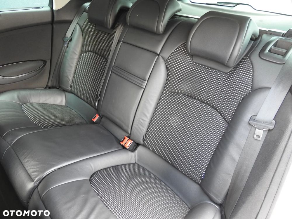 Citroën C5 HDi 165 FAP Exclusive - 7