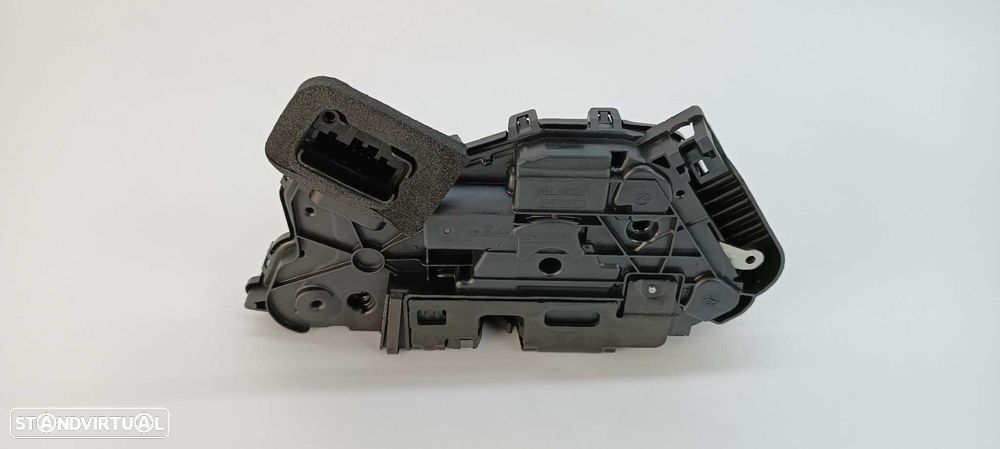 FECHADURA PORTA FRENTE ESQUERDA VOLKSWAGEN GOLF VIII LIM. (CD1) GOLF - 4