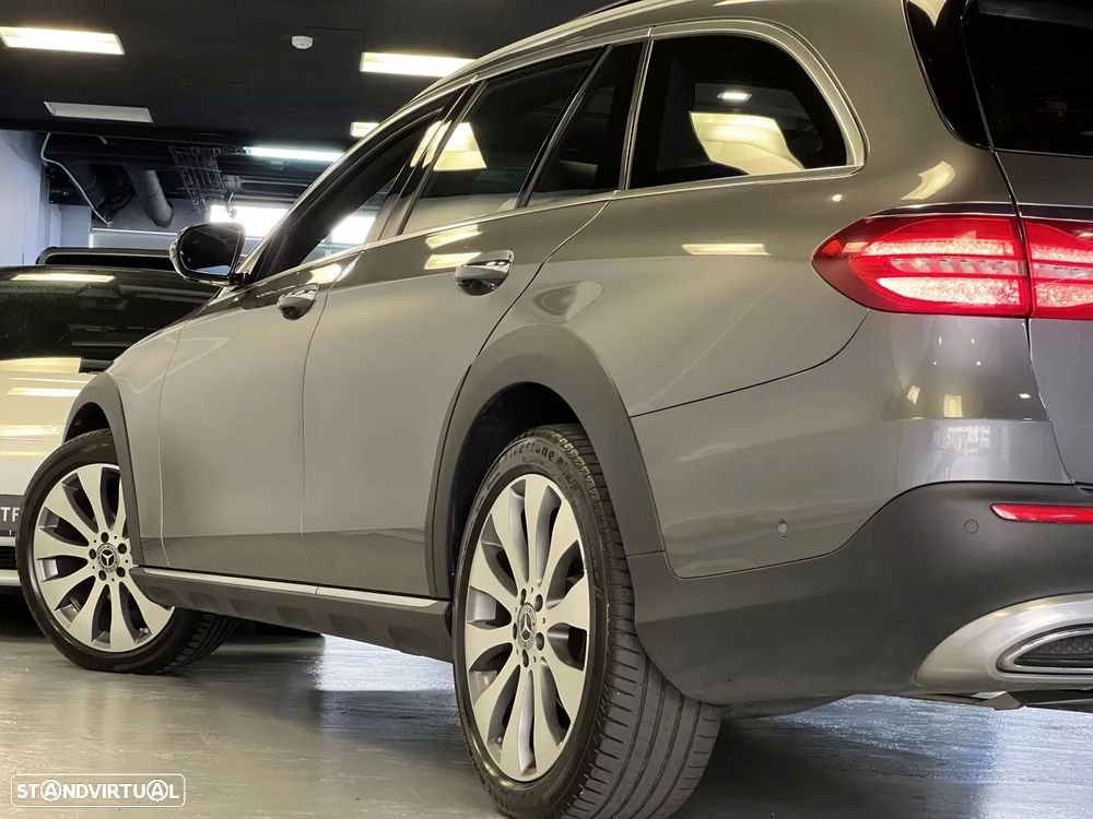 Mercedes-Benz E 220 d 4-Matic All Terrain Avantgarde + - 32