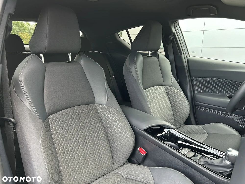 Toyota C-HR 2.0 Hybrid Style - 17