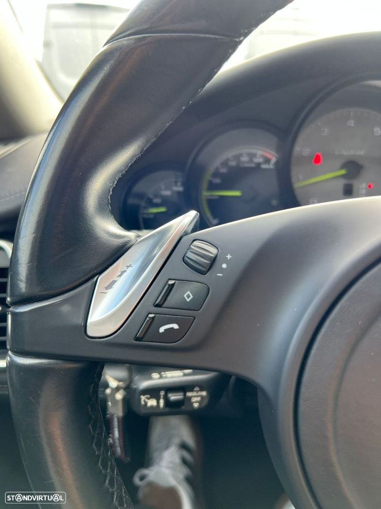 Porsche Panamera - 42