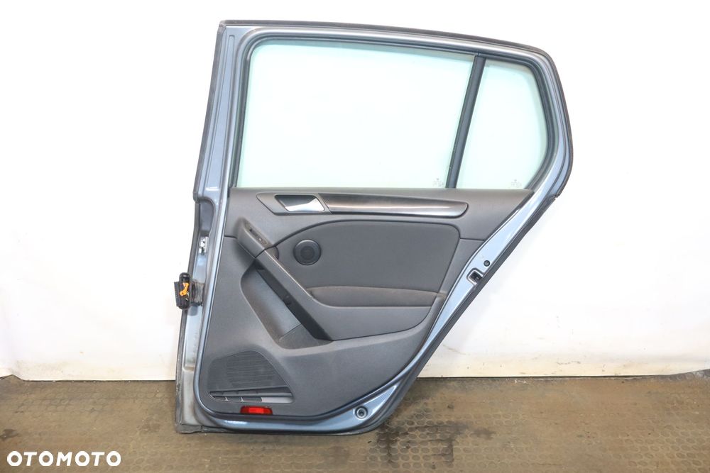 DRZWI PRAWY TYŁ VOLKSWAGEN GOLF VI LA7T - 2