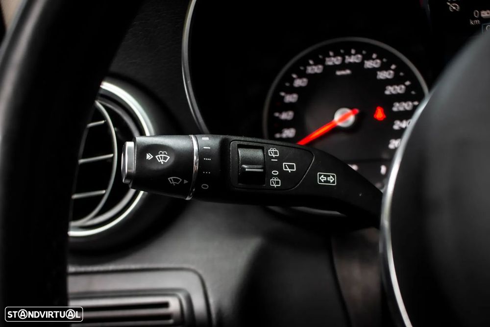 Mercedes-Benz GLC 300 e 4Matic - 14