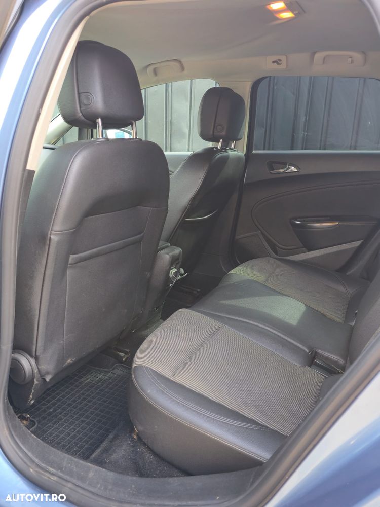 Opel Astra 1.4 Turbo ECOTEC Cosmo - 15