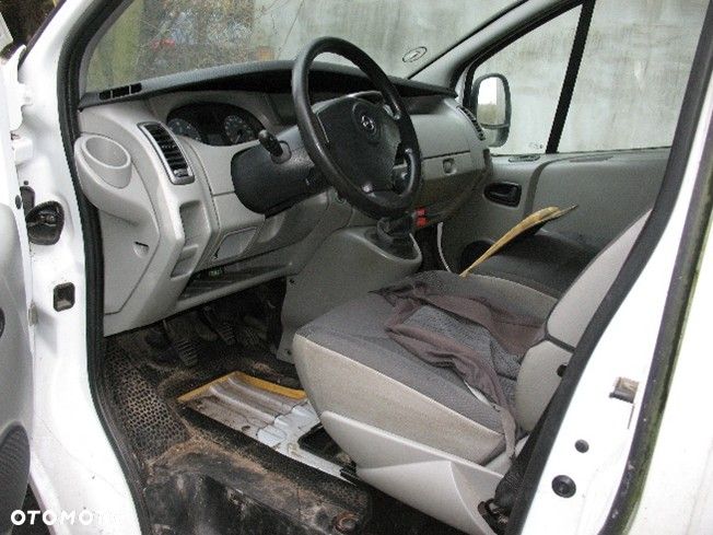 Opel Vivaro - 5