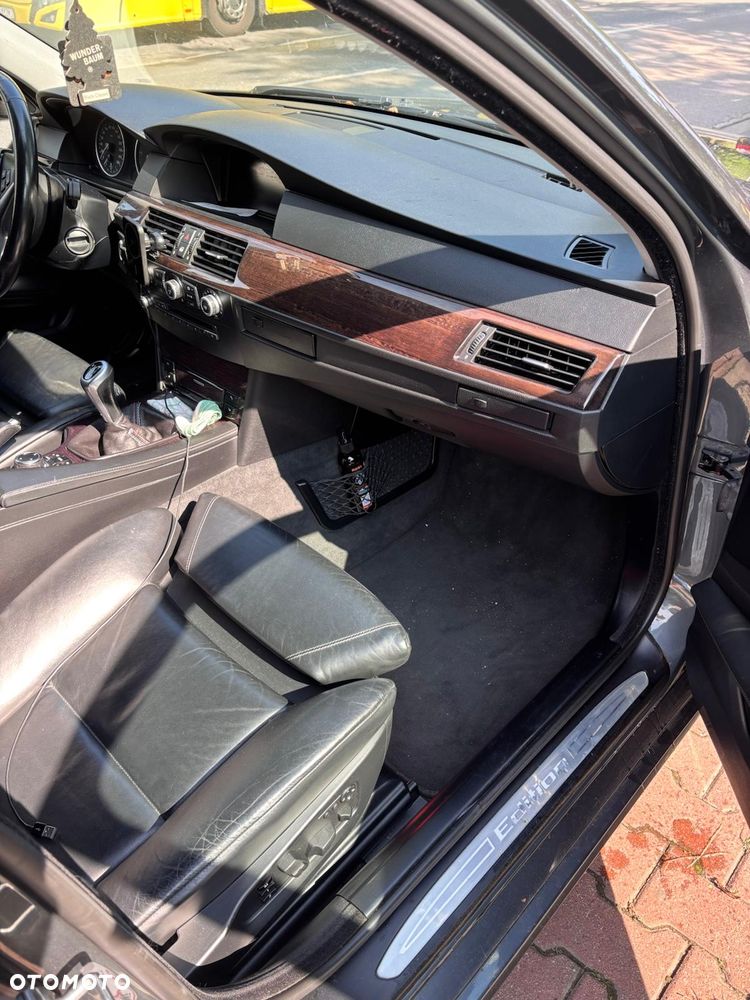 BMW Seria 5 520d Edition Exclusive - 15