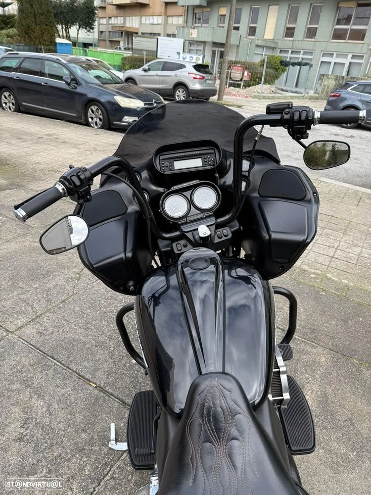 Harley-Davidson Road Especial - 6