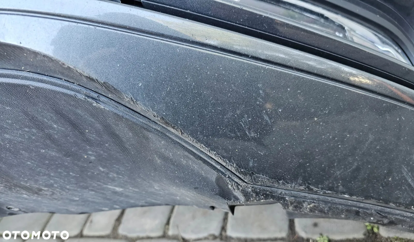 VW Passat B8  zderzak  przód  przedni  LR7H - 7