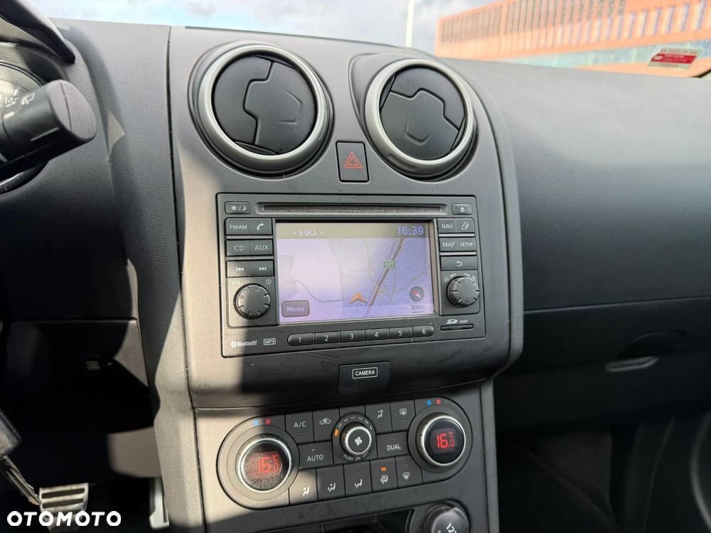 Nissan Qashqai - 11