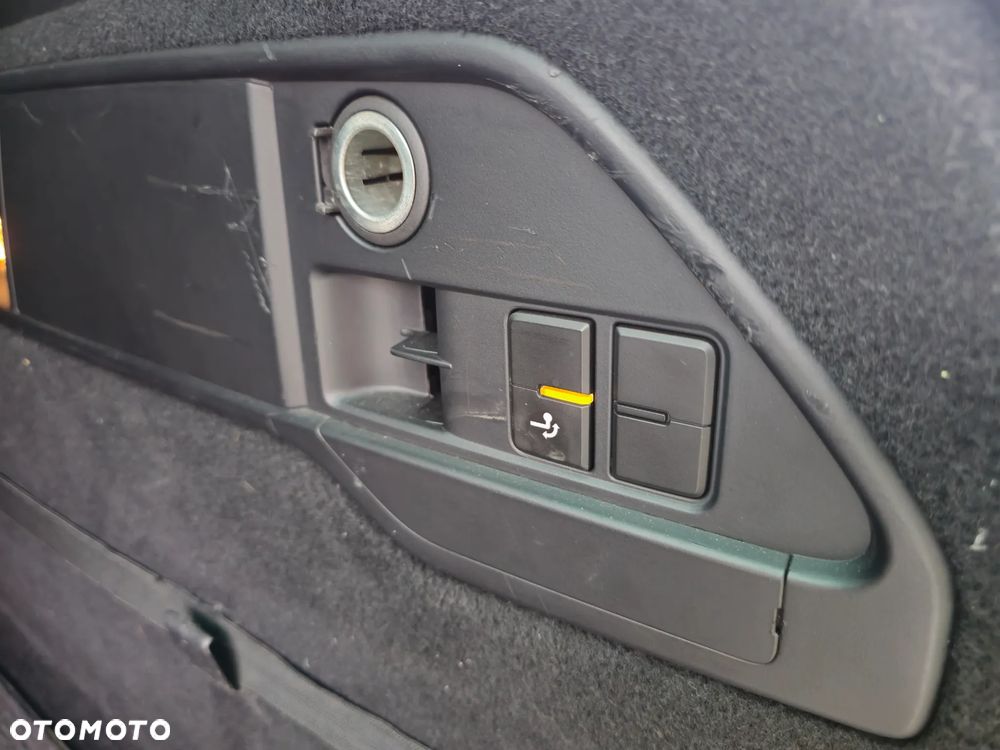 Volkswagen Touareg 3.0 V6 TDI BMT - 27