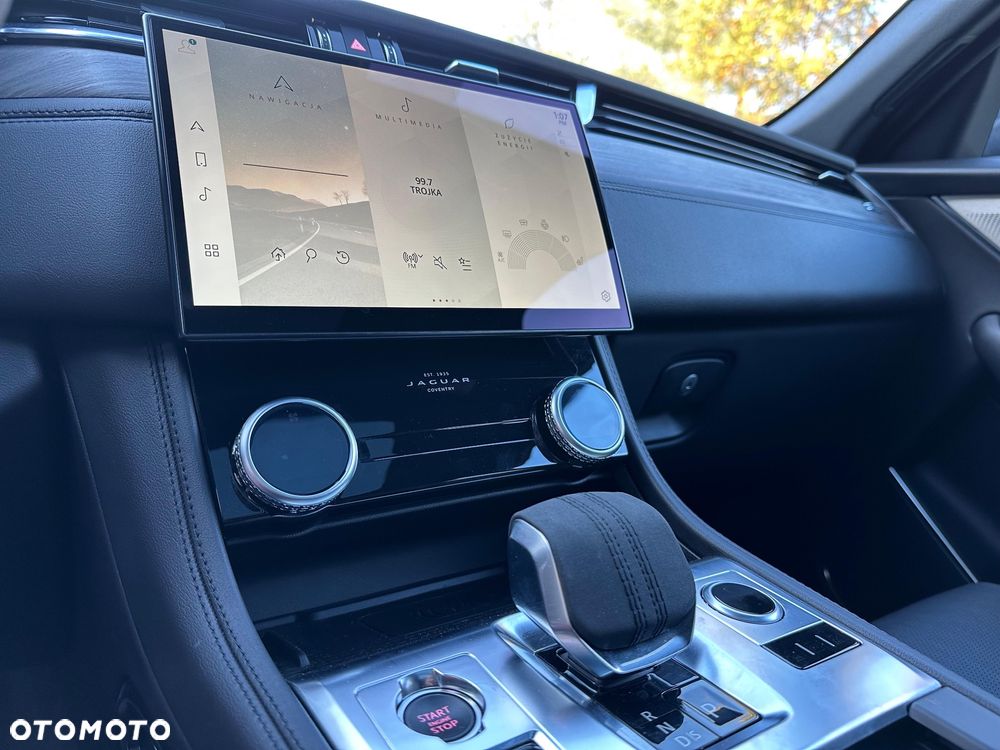 Jaguar F-Pace P250 AWD S - 28