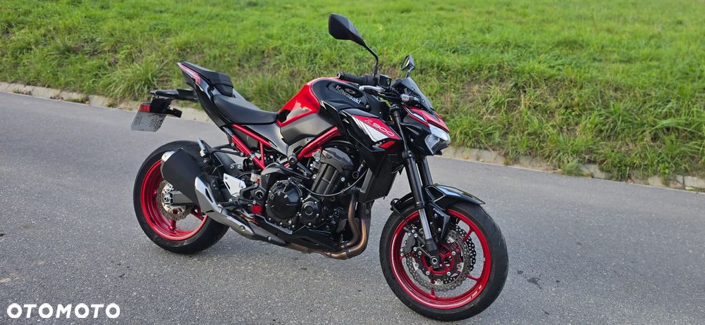 Kawasaki Z 900 - 7