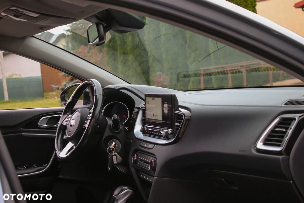 Kia Ceed 1.6 CRDi DCT Platinum Edition - 22
