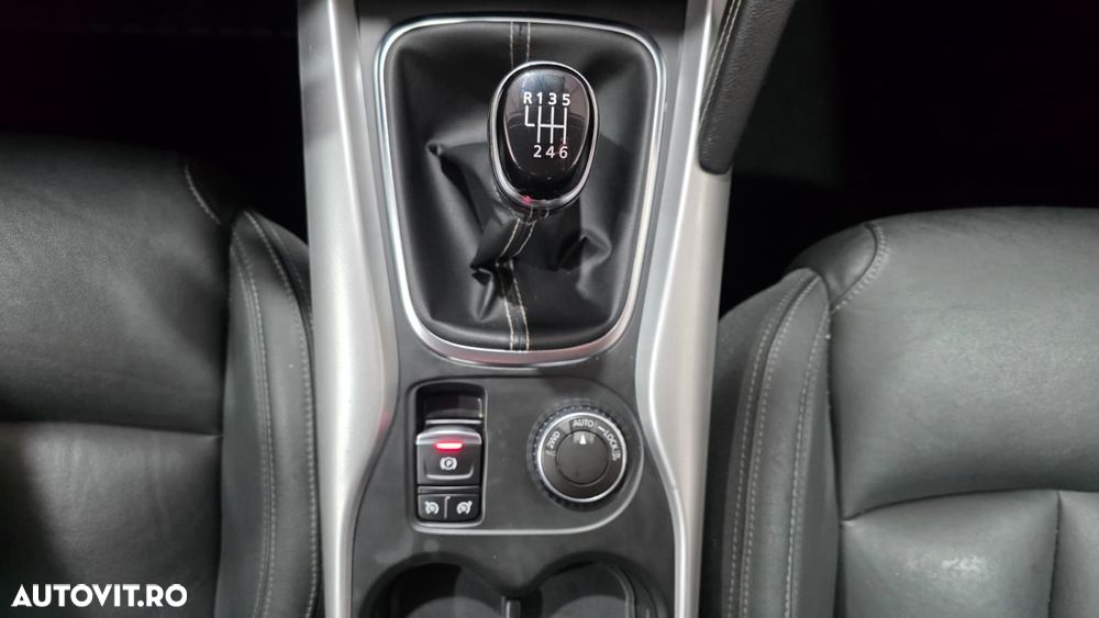 Renault Kadjar 1.6 DCI 4X4 Intens - 9