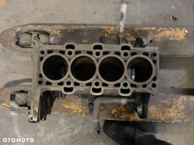 KIA SPORTAGE BLOK SILNIKA 2.0D 184KM  181013   21111-2F750  RAF-AUTO CZĘŚCI - 6