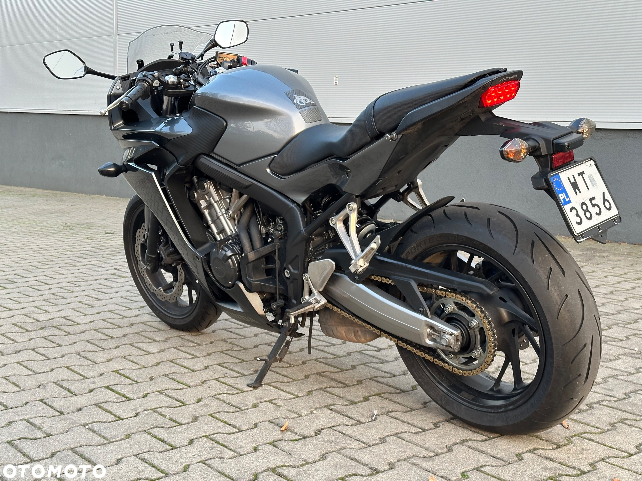 Honda CBR - 8