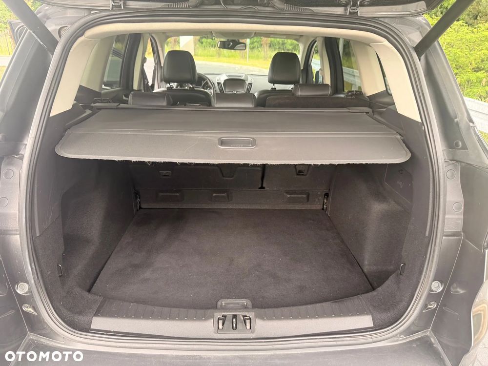 Ford Kuga - 20