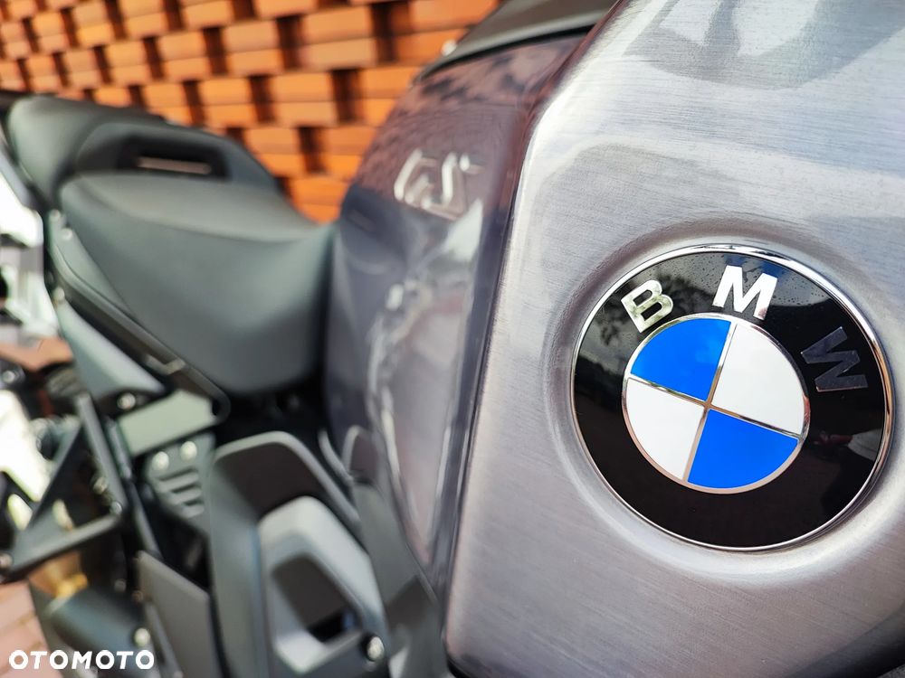 BMW R - 19