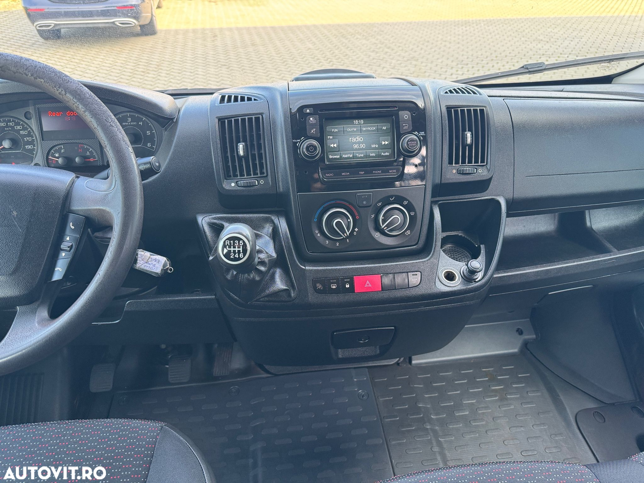 Citroën Jumper 35 L3H2 Snoeks Profi - 14