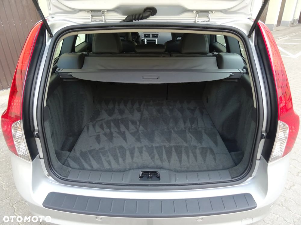 Volvo V50 DPF DRIVe Momentum - 10