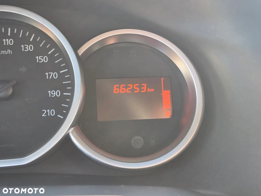 Dacia Sandero 1.2 16V 75 Essentiel - 5