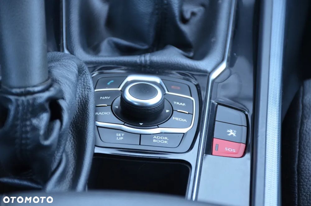 Peugeot 508 155 THP Style - 32