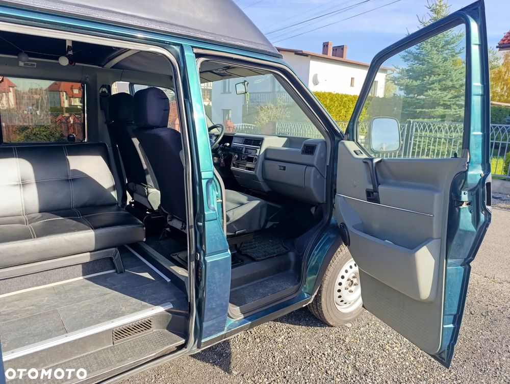 Volkswagen Transporter - 11