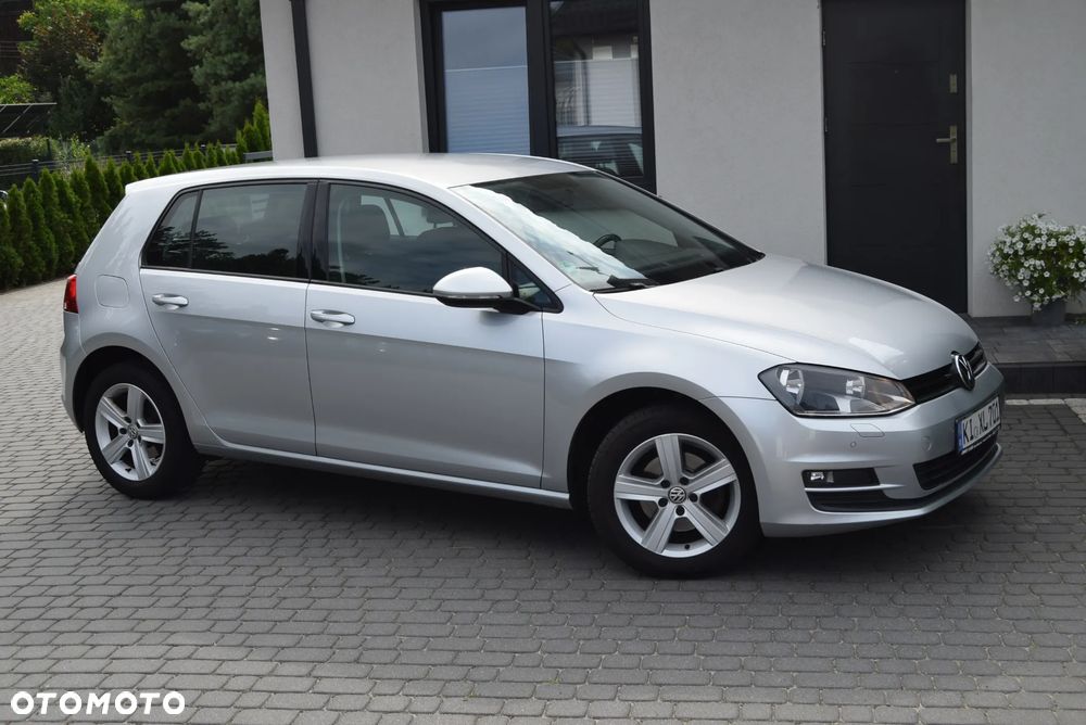Volkswagen Golf 1.2 TSI BlueMotion Technology Comfortline - 1
