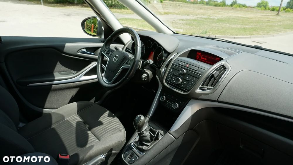 Opel Zafira Tourer 1.4 Turbo Edition - 21