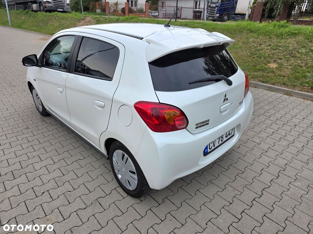 Mitsubishi Space Star - 4