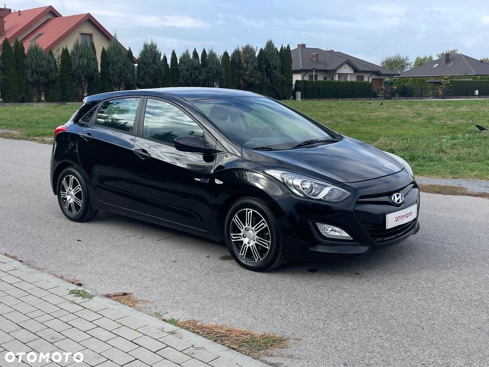 Hyundai i30 blue 1.6 CRDi Style - 32