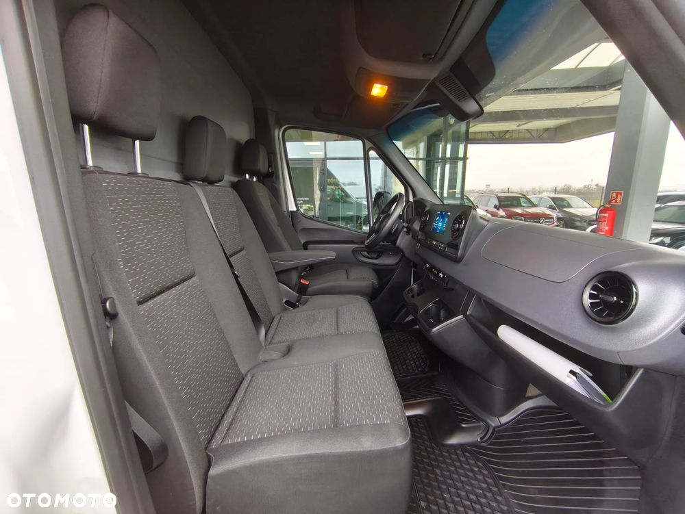 Mercedes-Benz sprinter 315 kontener - 12